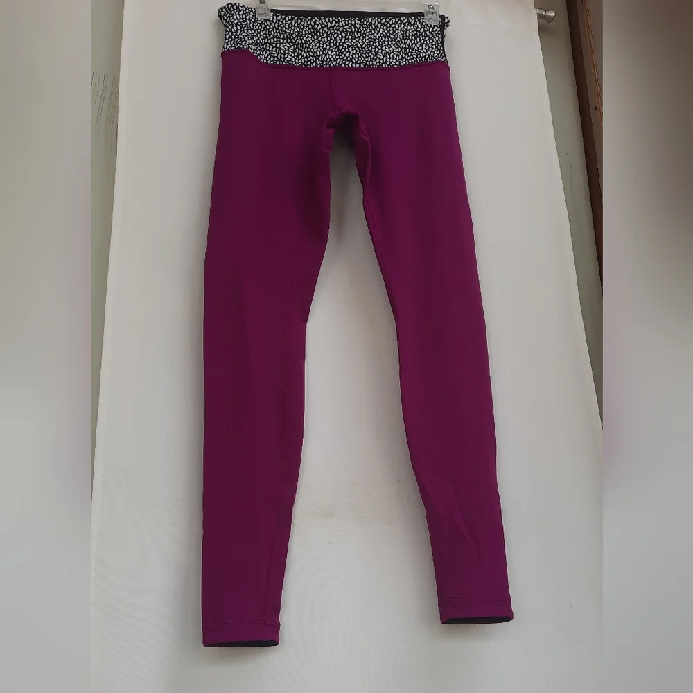 Lululemon Reversible Wunder Under Pant III Size 8
